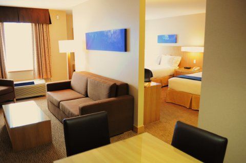 Express & By Ihg