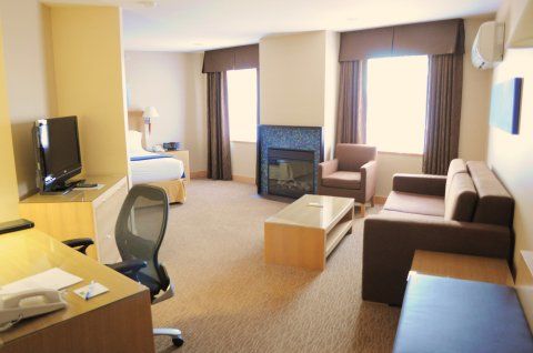 Express & By Ihg 3* Langley