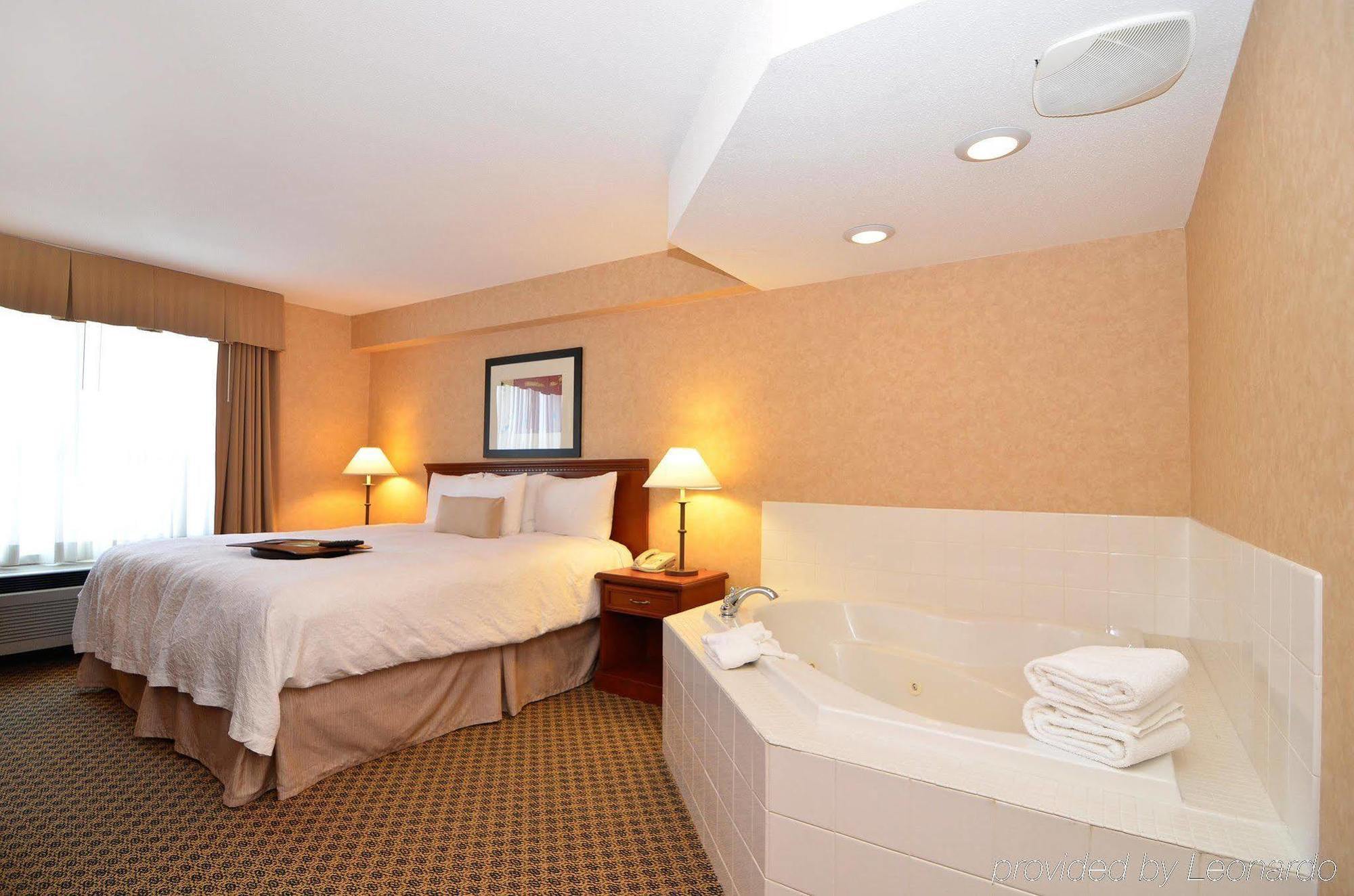 Hampton & By Hilton Langley-surrey Hotel Langley
