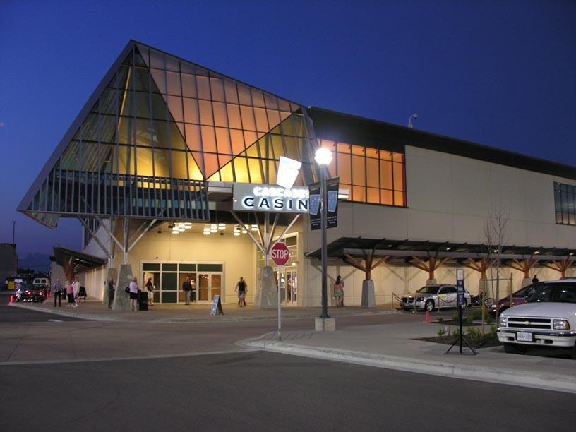 Coast & Convention Centre 3*