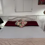 Langley City Homestay - Cozy Budget Room- 5 Min From Downtown