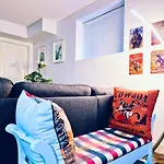 Langley Heights 2 Bedrooms Sweet Suite