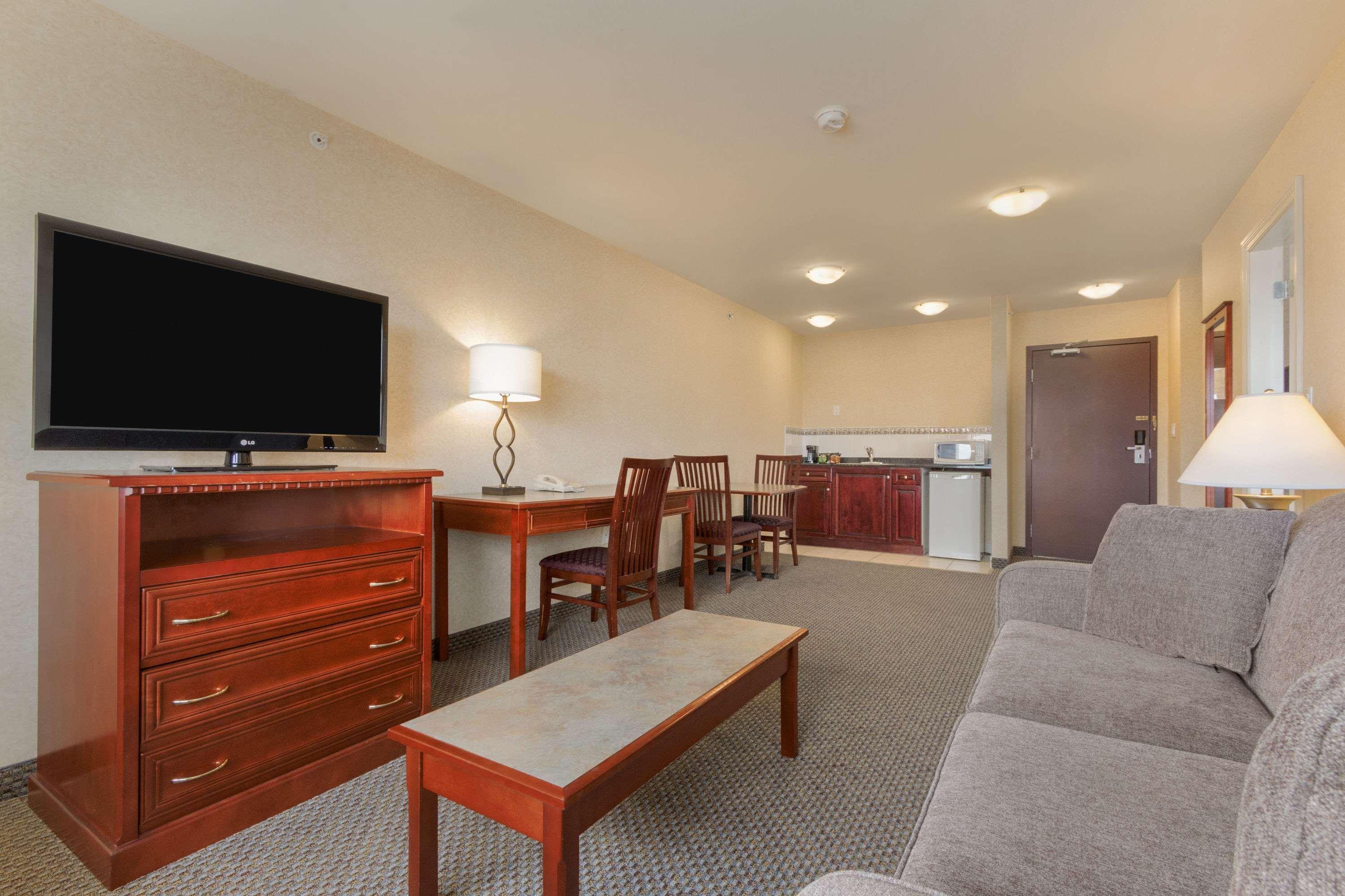 Hotell Days & By Wyndham Langley
