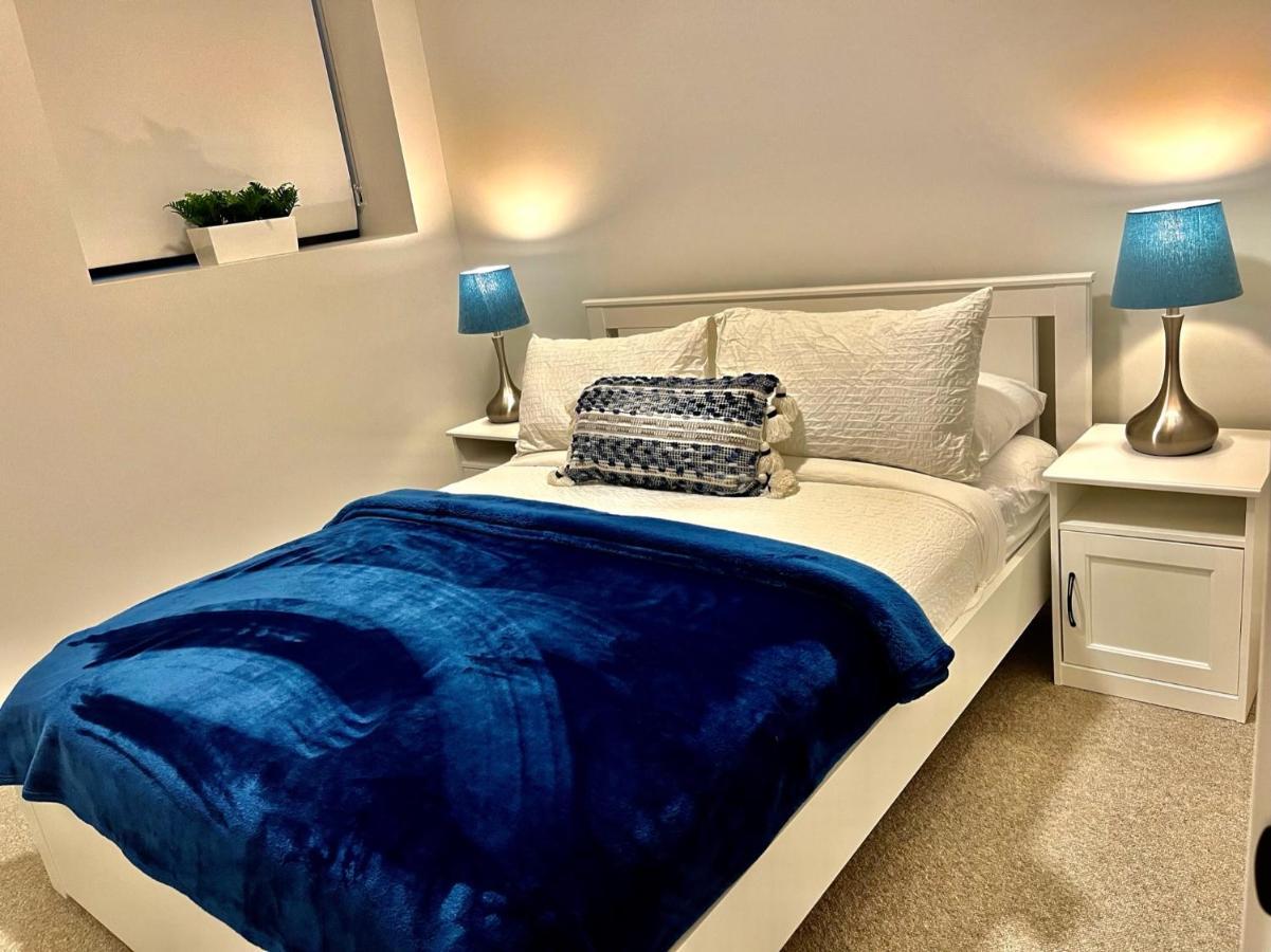 Apartment Luxurious & Stylish 2br P/suite, Near Vancouver Langley