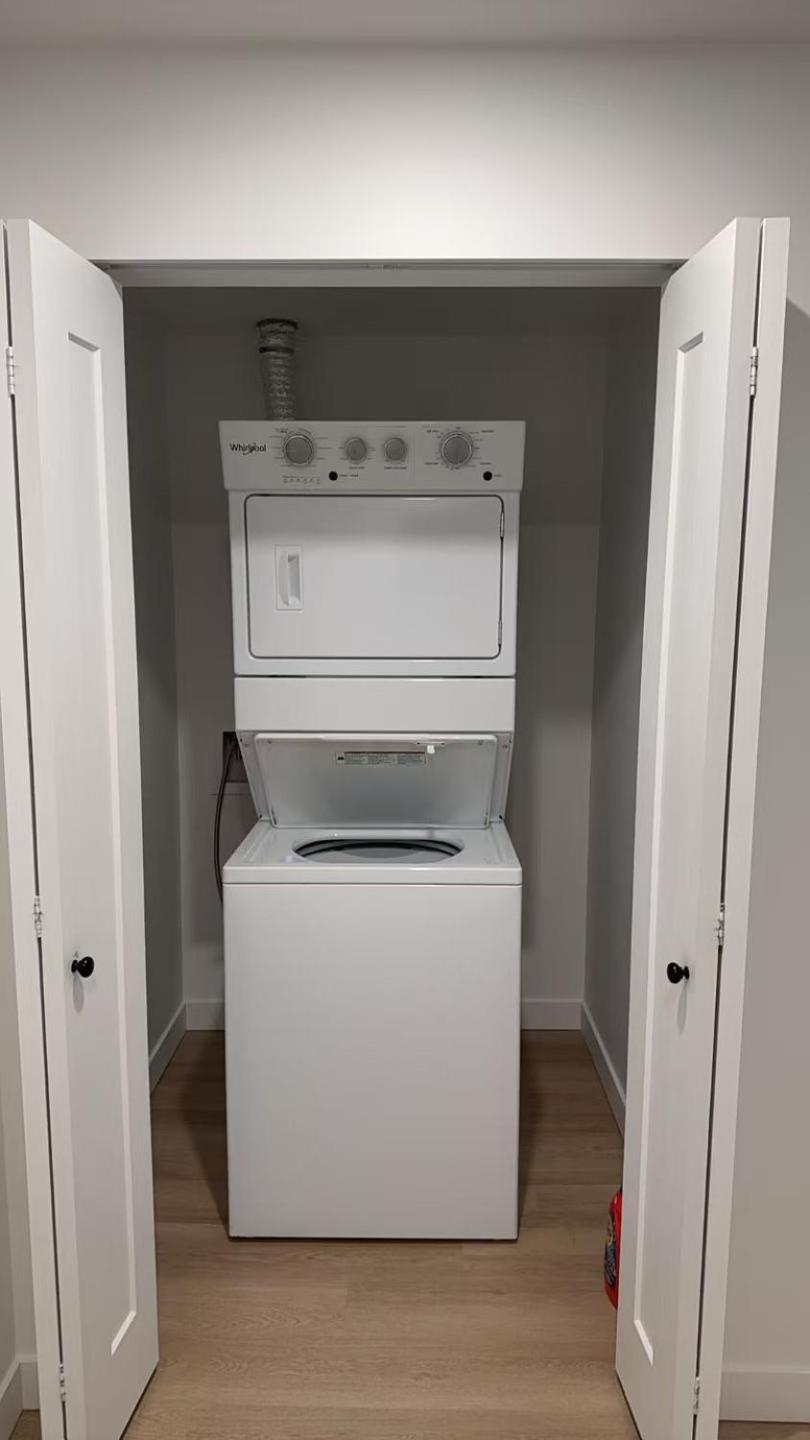 Basement -langley Willoughby Homestay Langley