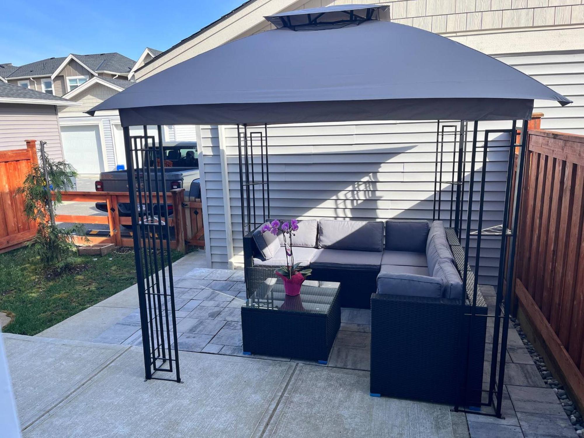 Modern 3br Near Events Centre & Ev Charger Langley