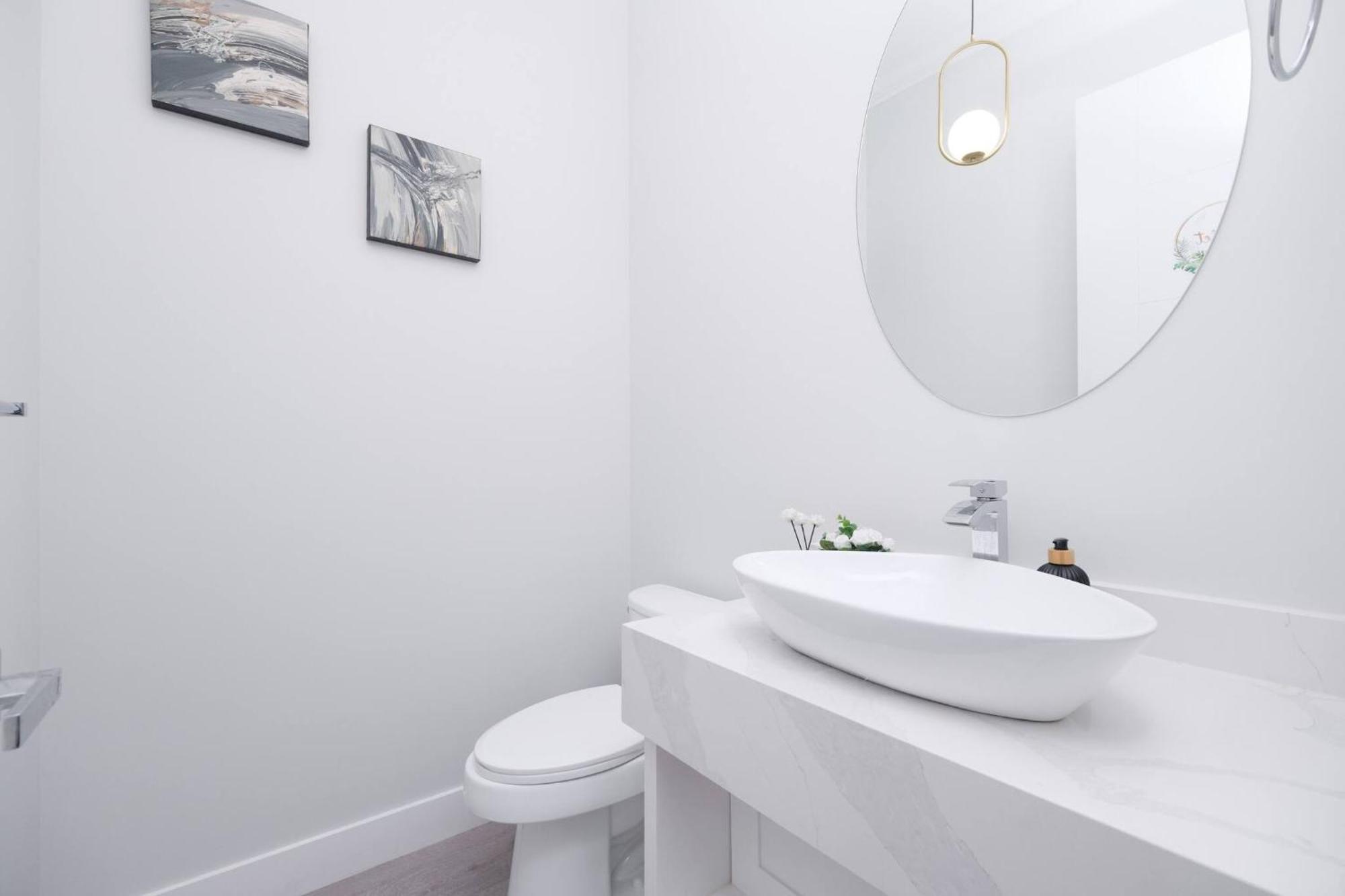 Modern 3br Near Events Centre & Ev Charger * Langley