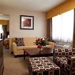 Quality Hotel & Suites Langley