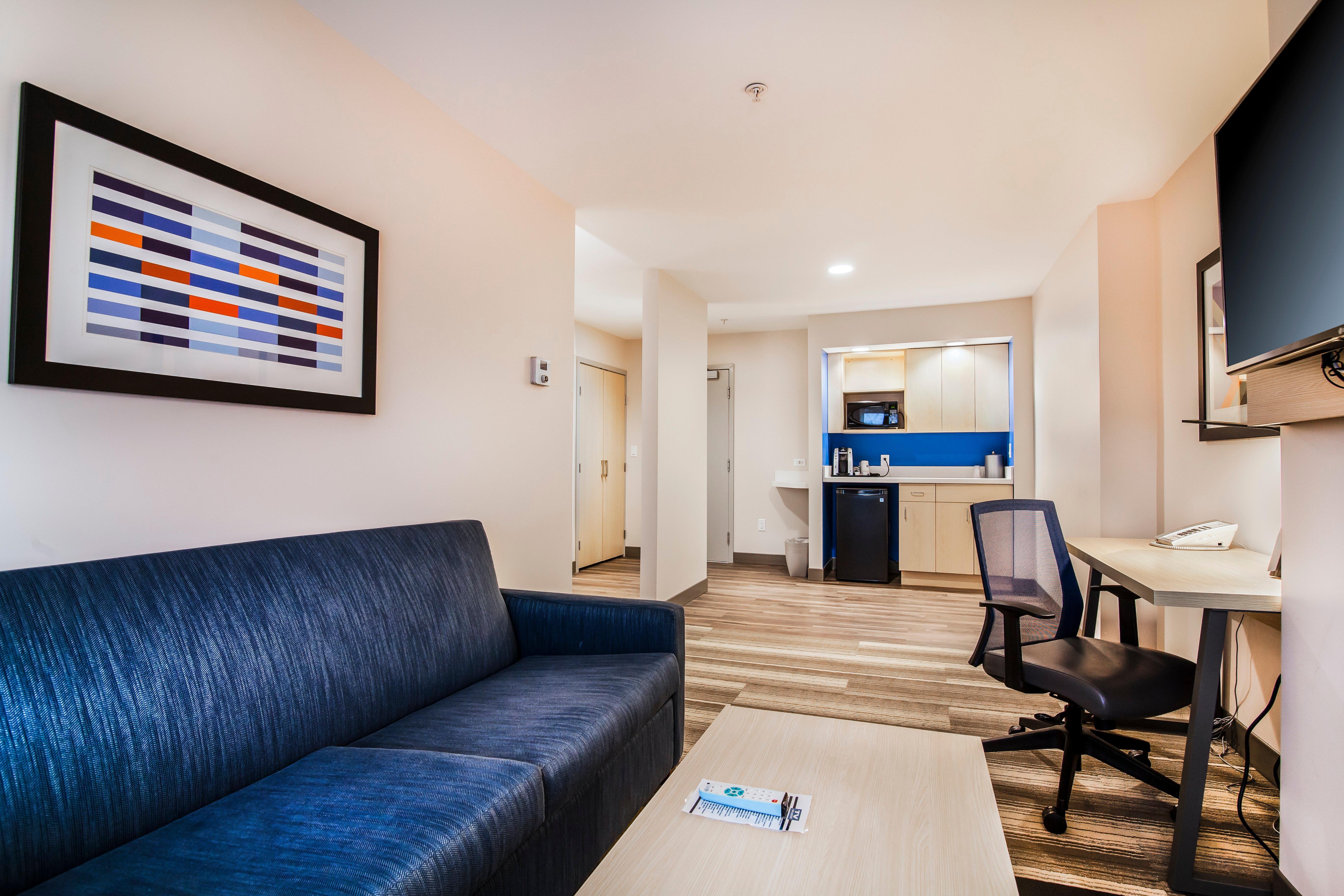 Express & By Ihg 3* Langley