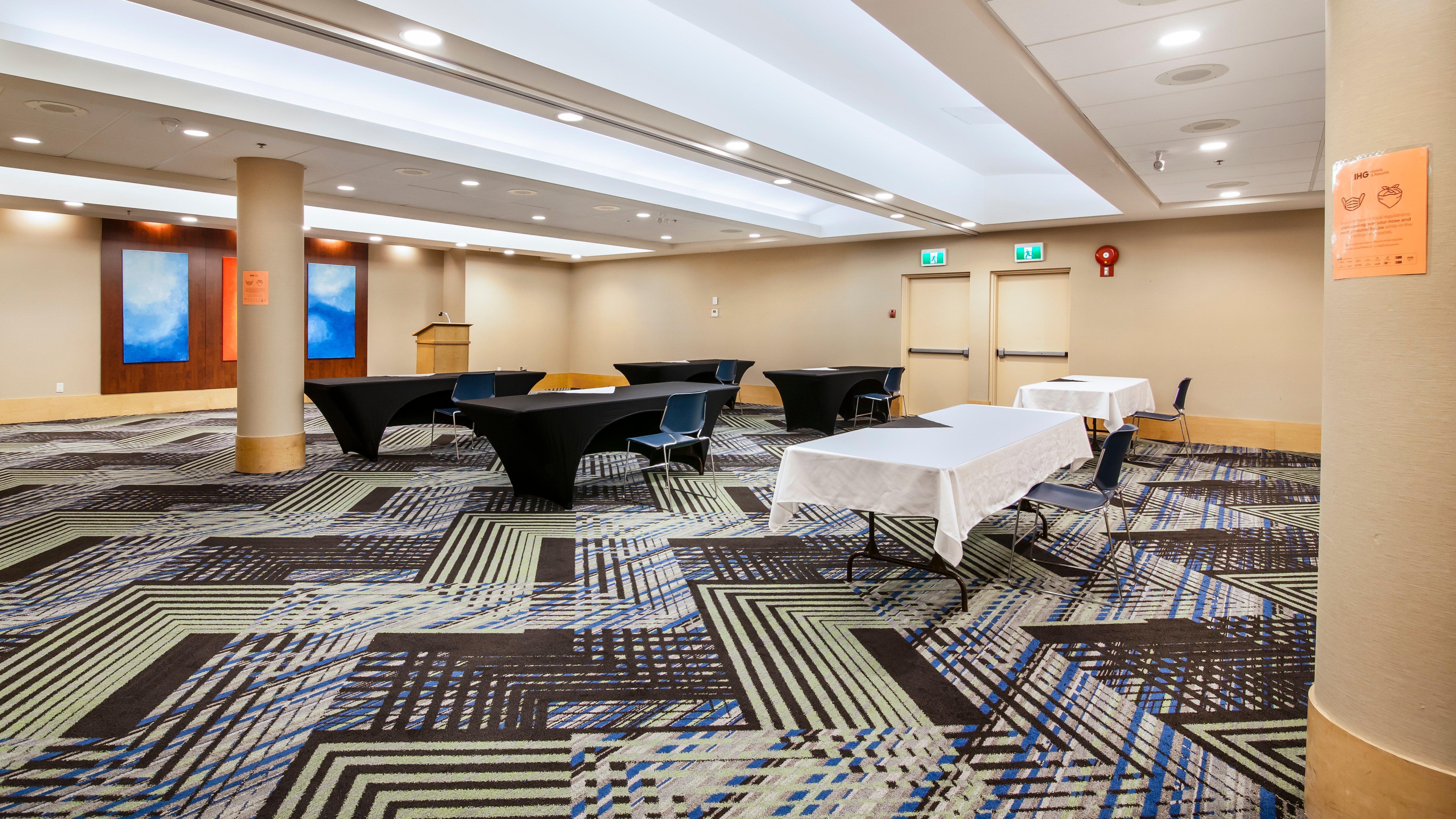Express & By Ihg 3*