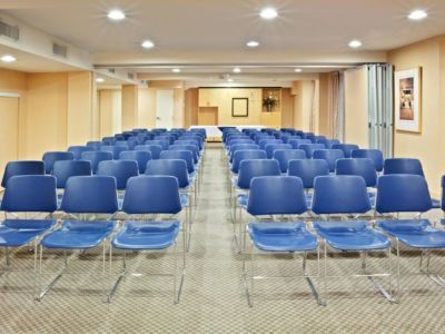 Express & By Ihg Hotel 3*