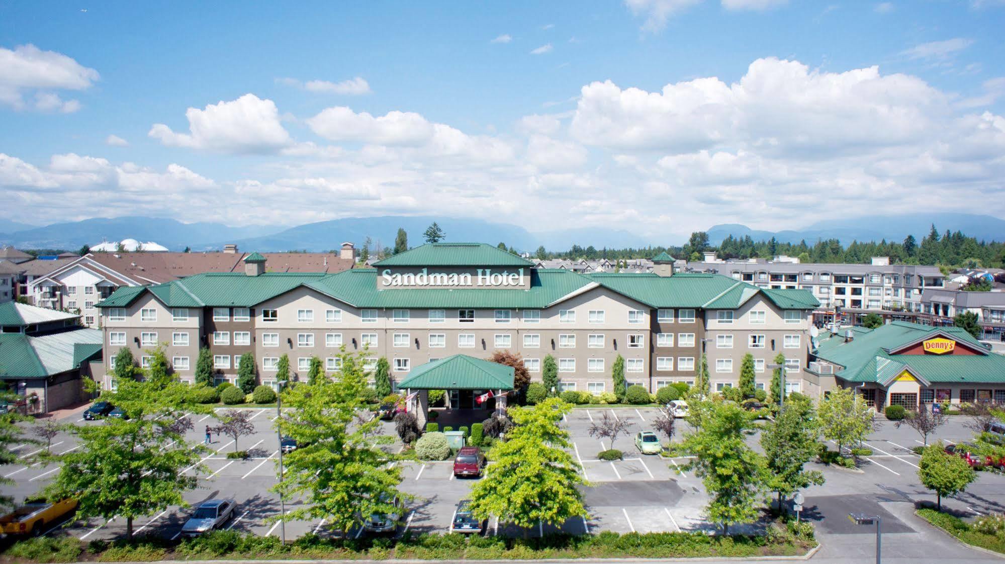 Hotel Sandman 3*